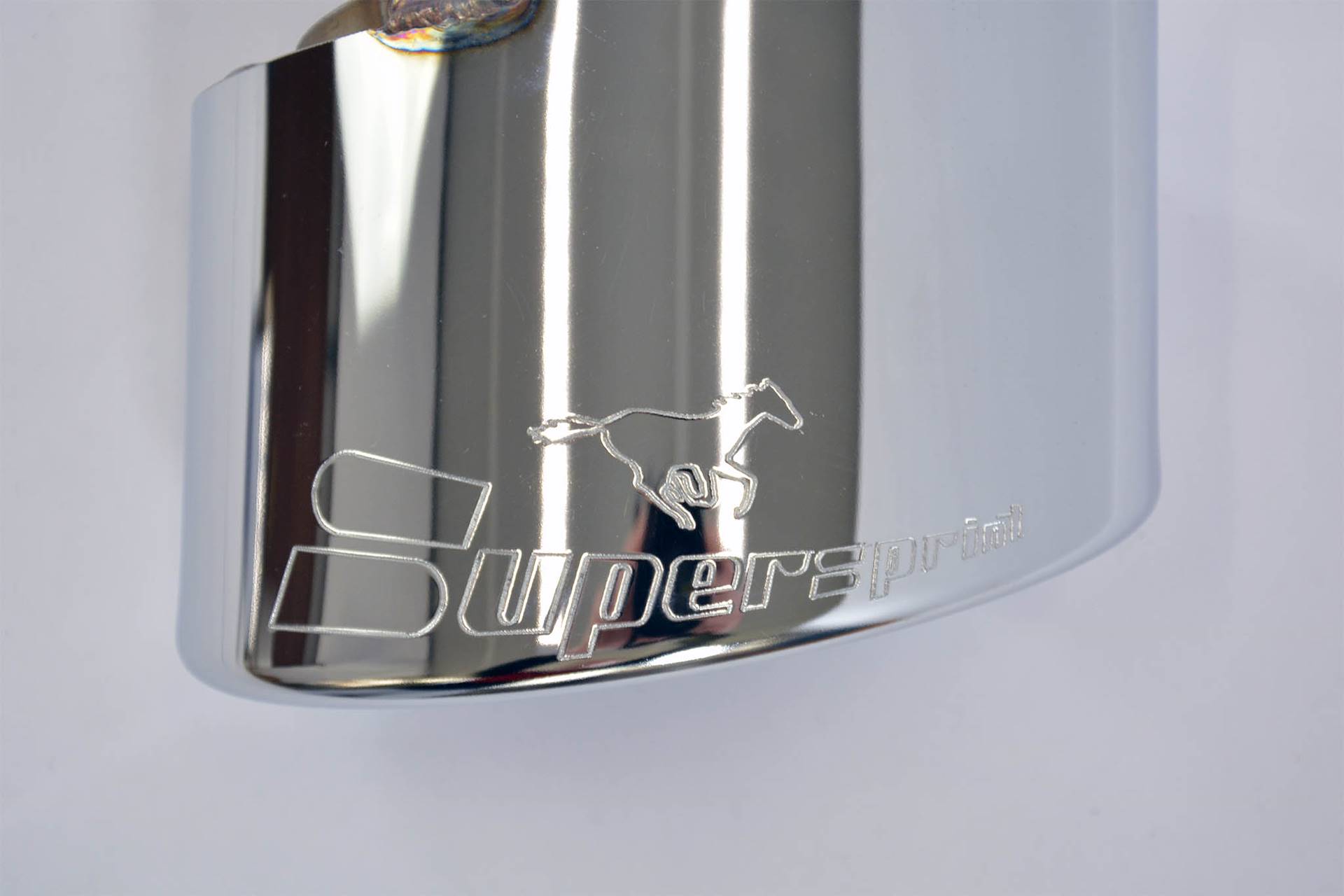 Cola de escape derecha 145 x 95